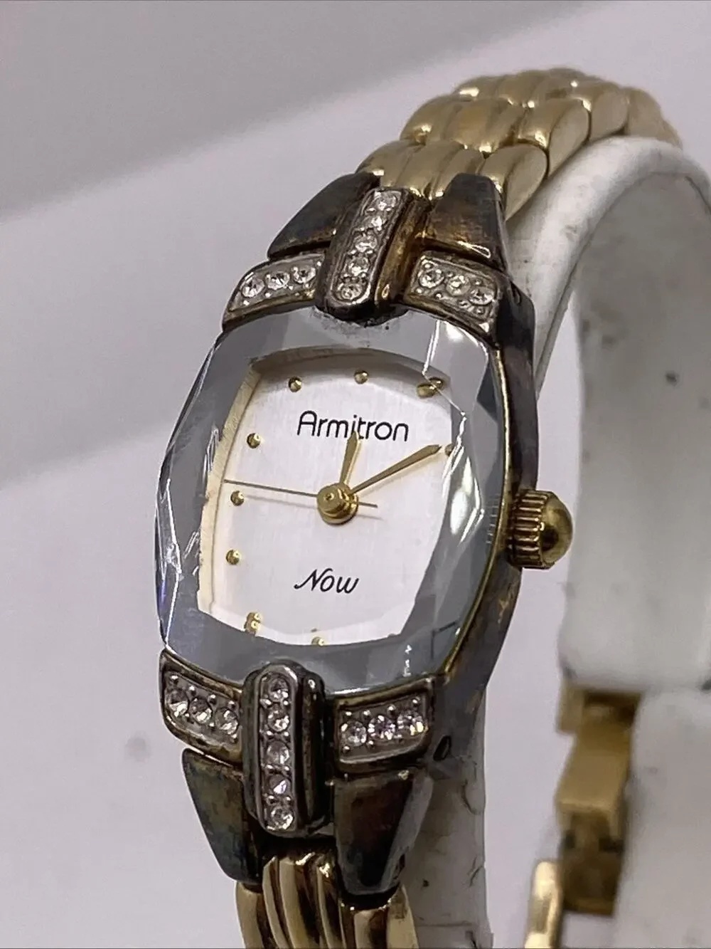 Vintage Armitron Now Womens Gold Tone Watch Works New Battery